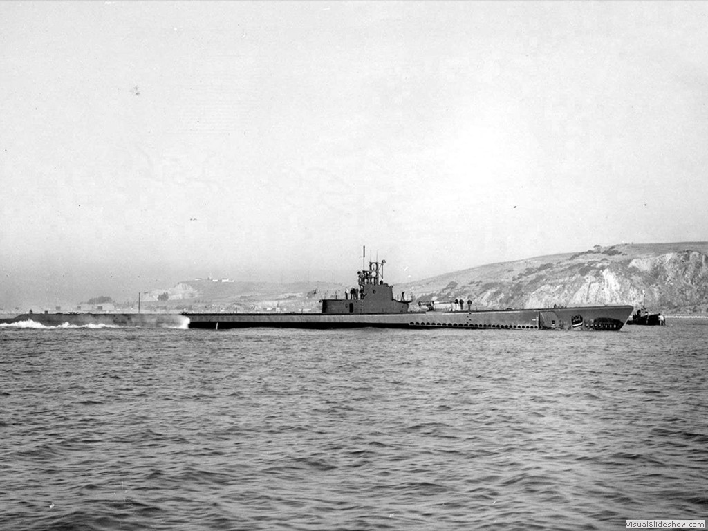 USS Hake (SS-256)-2